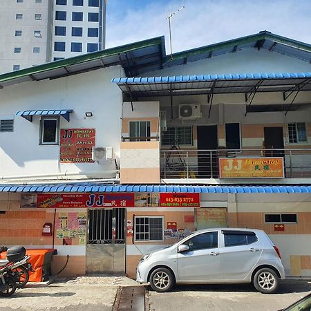Oyo 90972 Jj Homestay Miri Zewnętrze zdjęcie