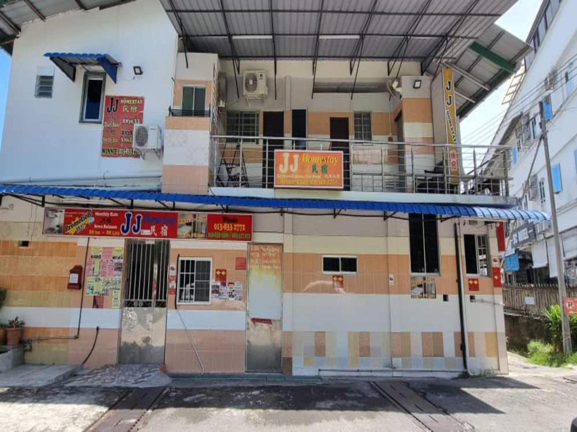 Oyo 90972 Jj Homestay Miri Zewnętrze zdjęcie