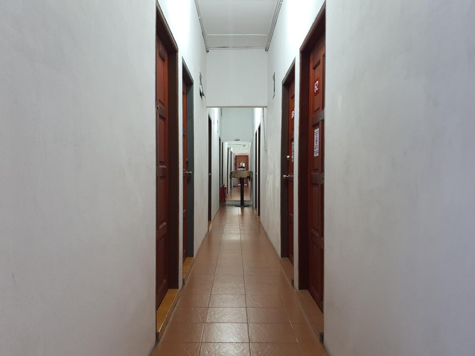 Oyo 90972 Jj Homestay Miri Zewnętrze zdjęcie