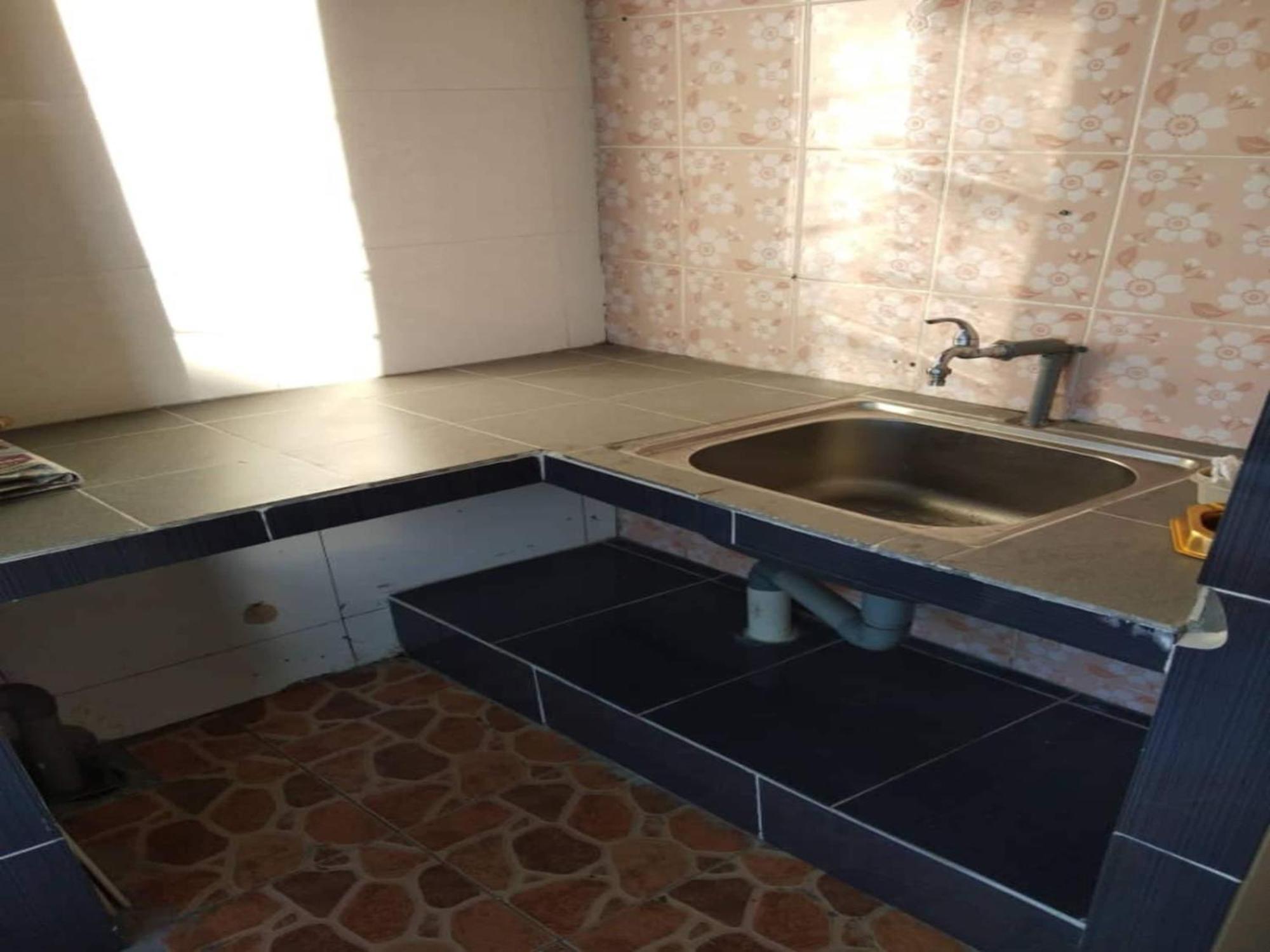Oyo 90972 Jj Homestay Miri Zewnętrze zdjęcie