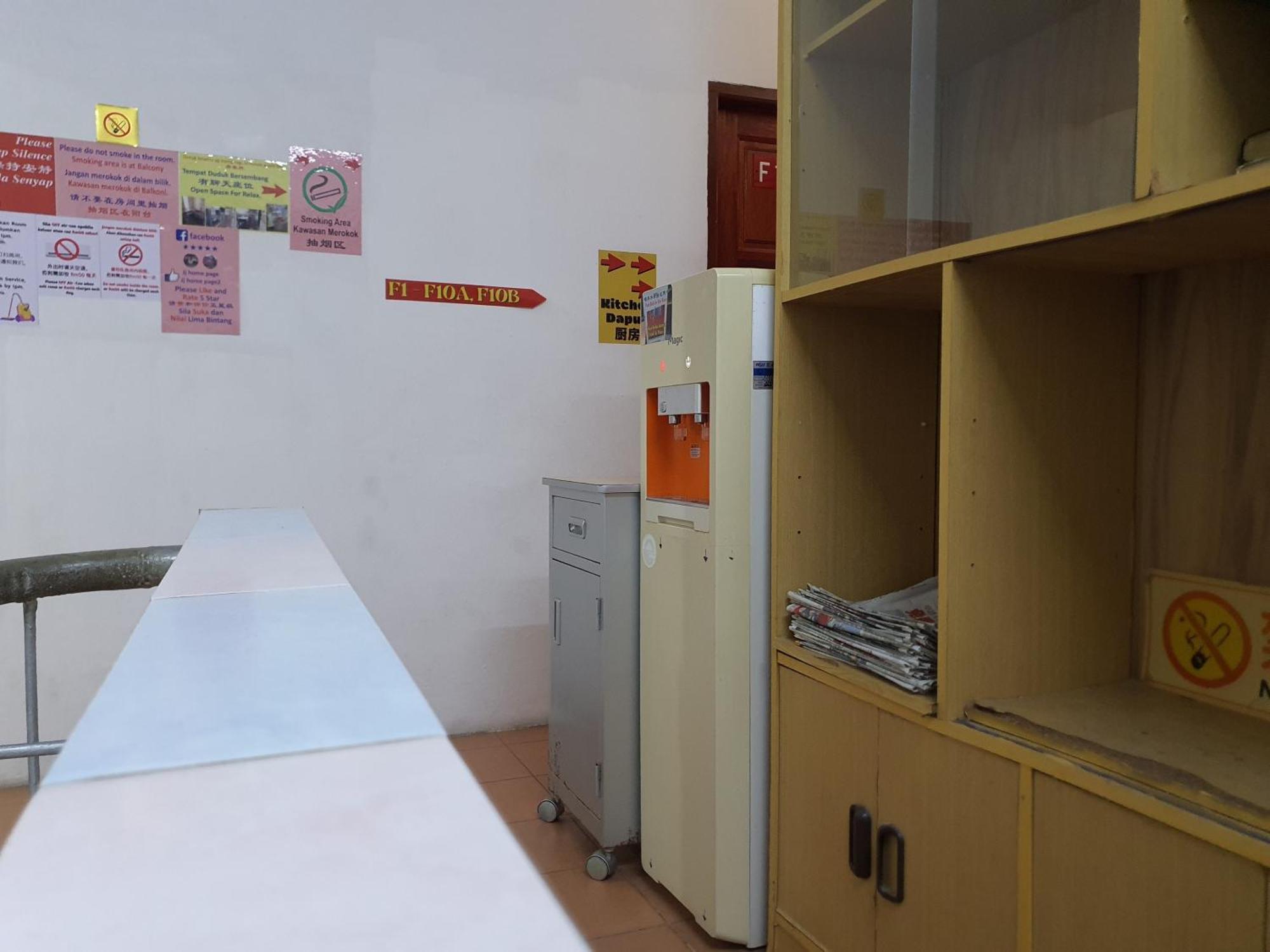 Oyo 90972 Jj Homestay Miri Zewnętrze zdjęcie