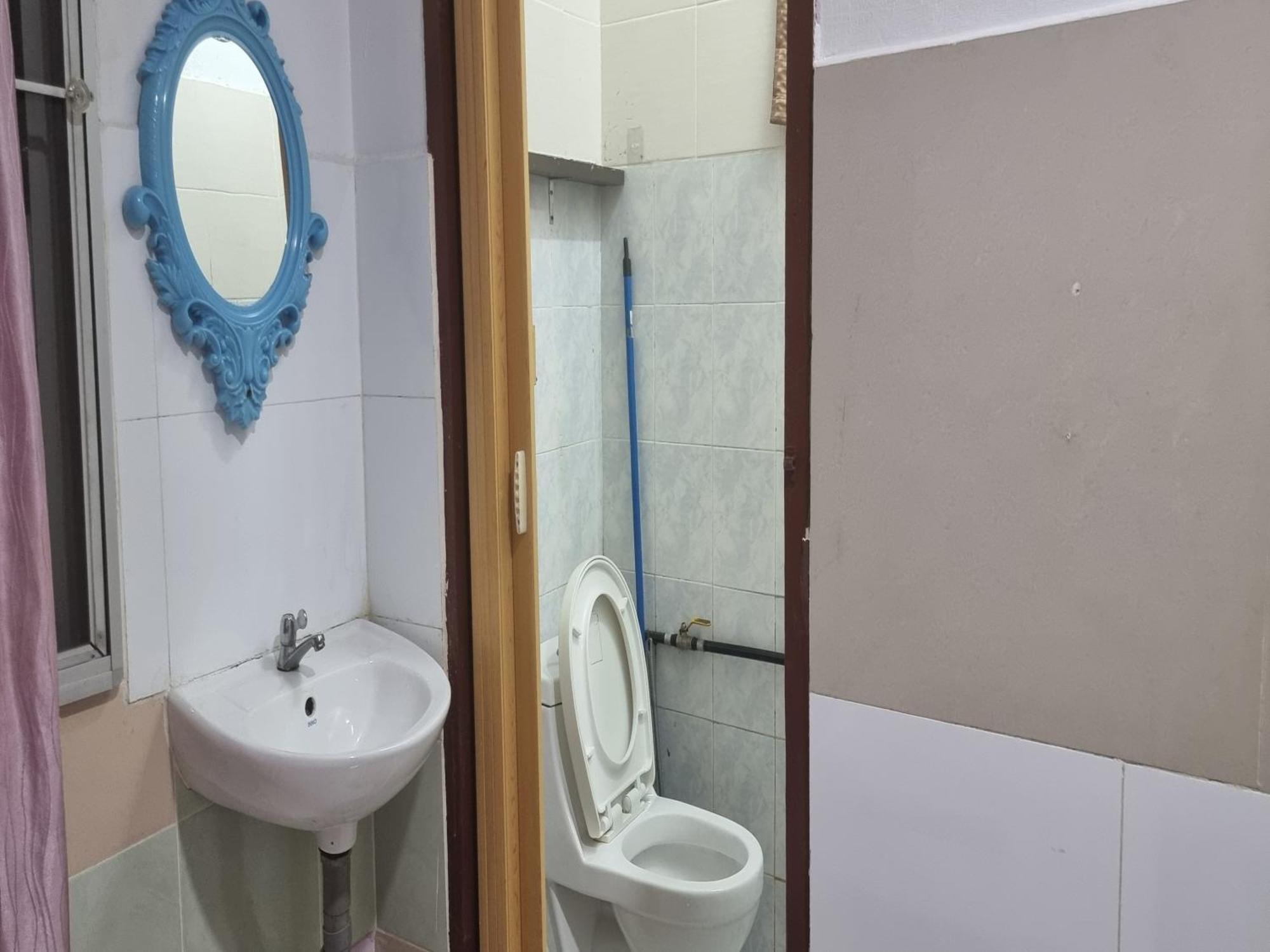 Oyo 90972 Jj Homestay Miri Zewnętrze zdjęcie
