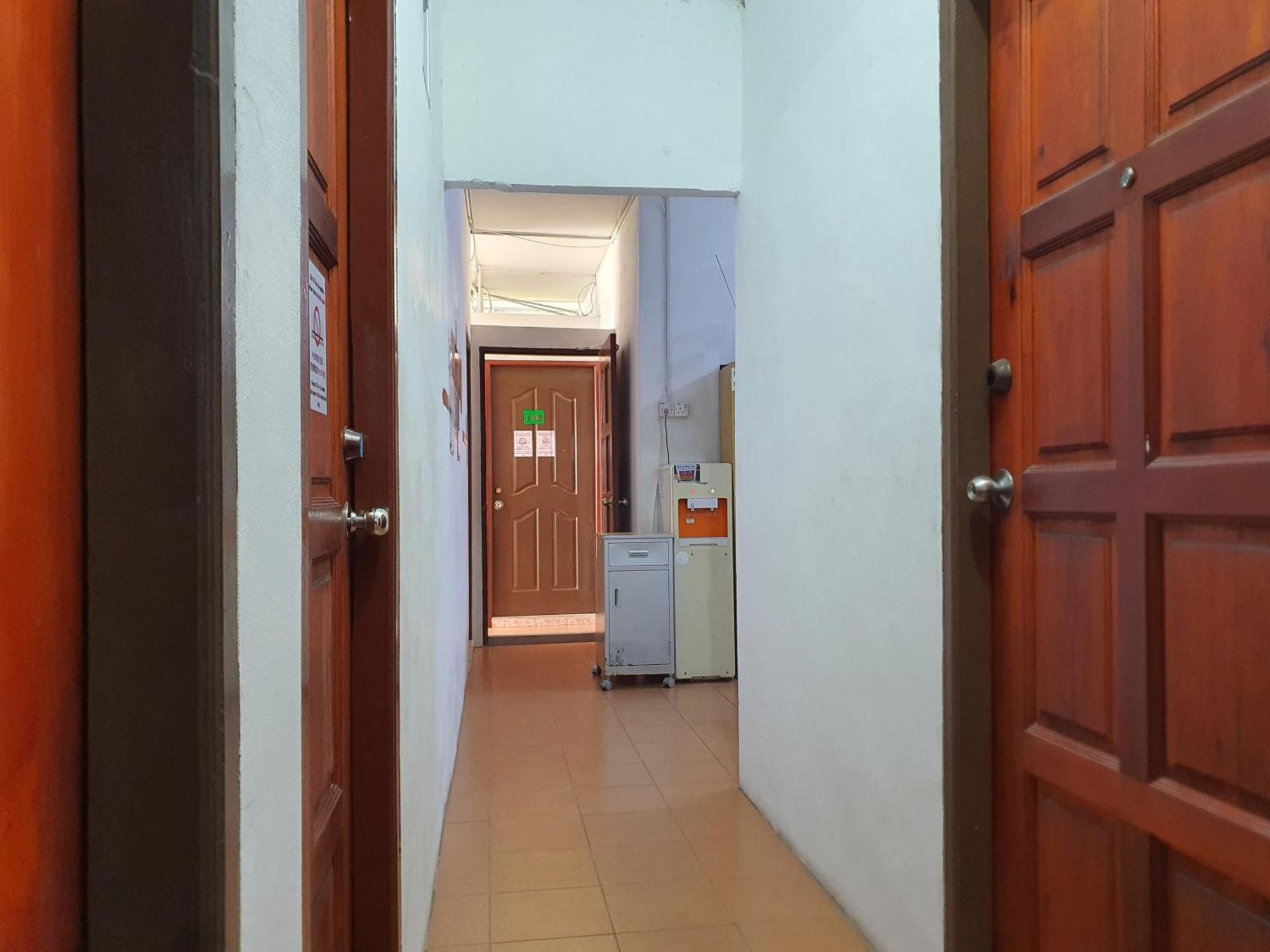 Oyo 90972 Jj Homestay Miri Zewnętrze zdjęcie